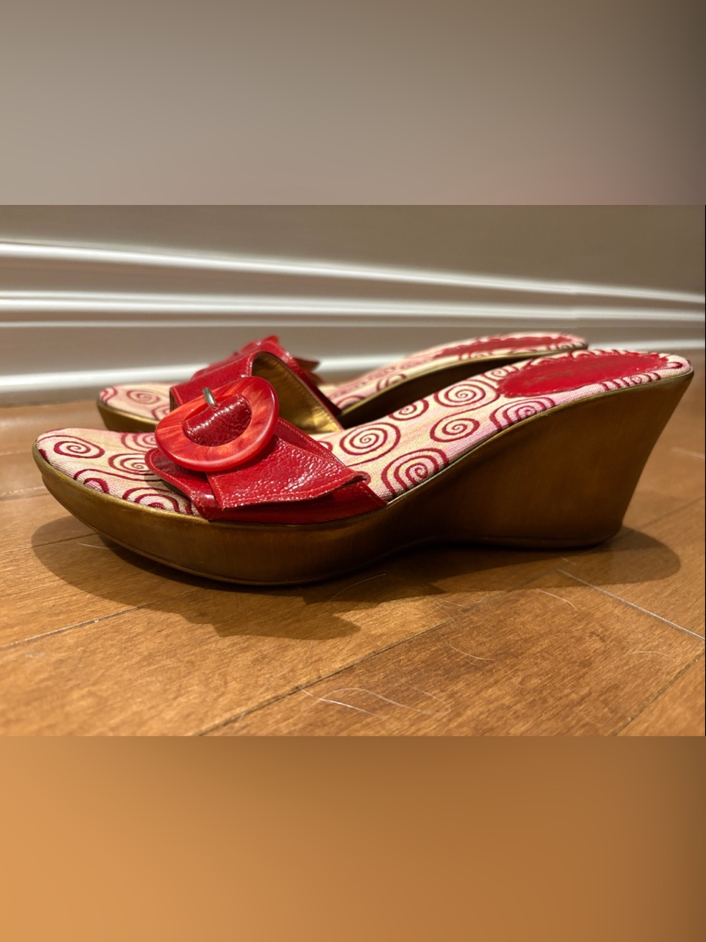 Town Shoes Red Slip-On Women's Wedges with Decorative Buckle